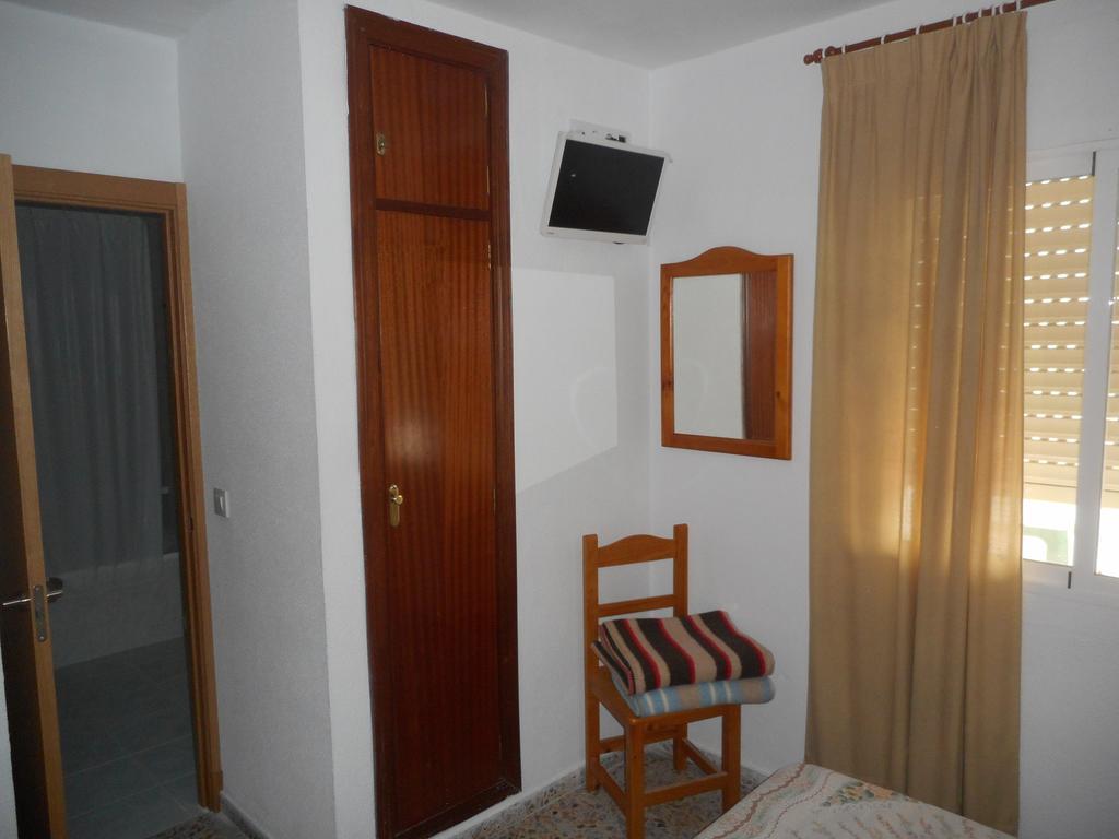 Hostal Paco Pepe Conil De La Frontera Værelse billede