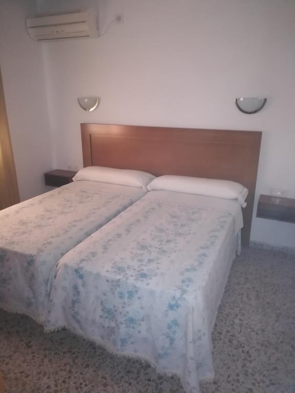 Hostal Paco Pepe Conil De La Frontera Eksteriør billede