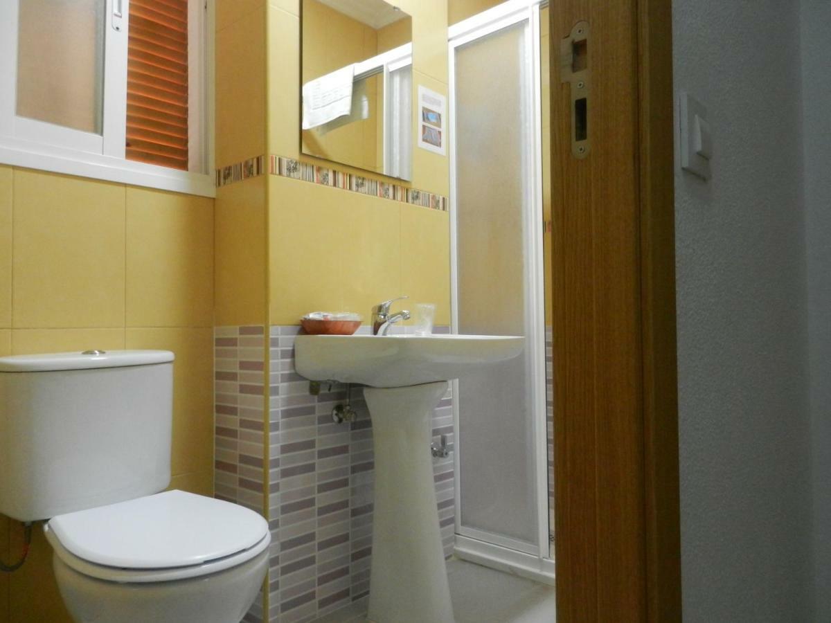 Hostal Paco Pepe Conil De La Frontera Eksteriør billede